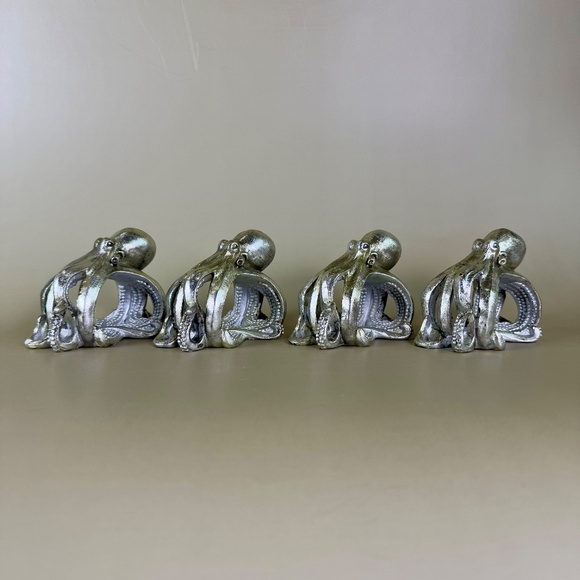 Set of 4 Silver Octopus Napkin Rings | Coastal Resin Sculpted Design | Nautical - Picture 3 of 15